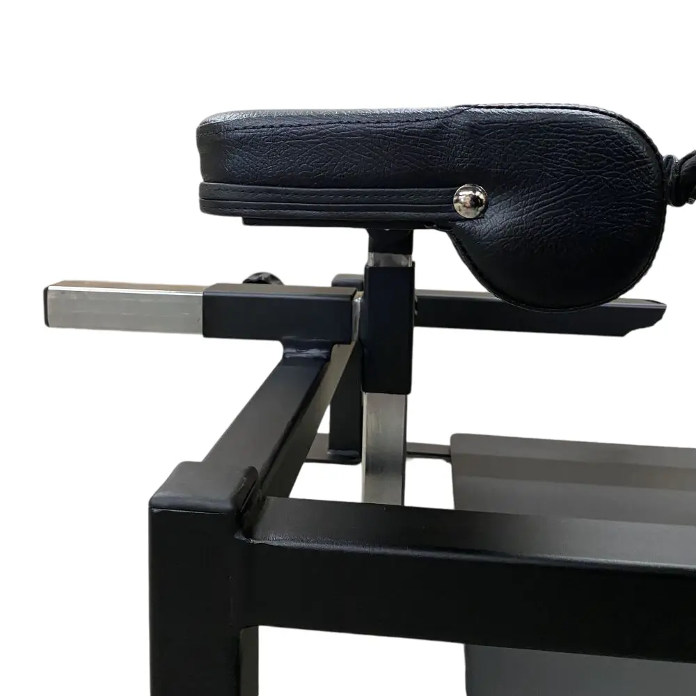 #555P hip thrust with pivot pad